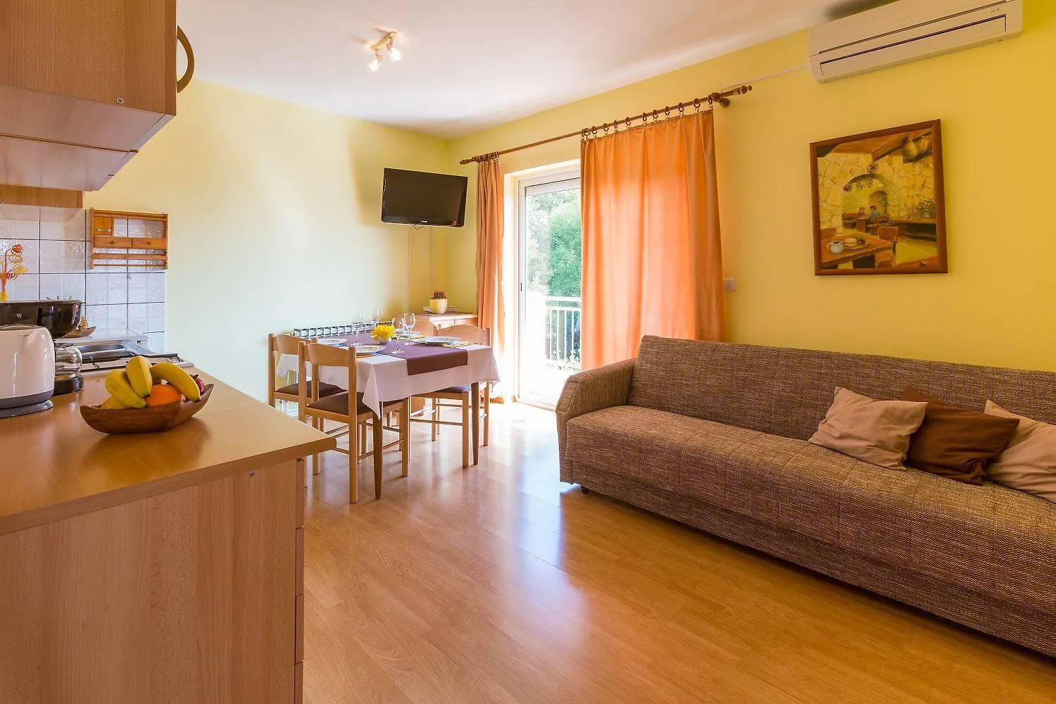 Komfortables Apartment Mit Meerblick, Bbq-Bereich, Garten, Privatparkplatz Dramalj