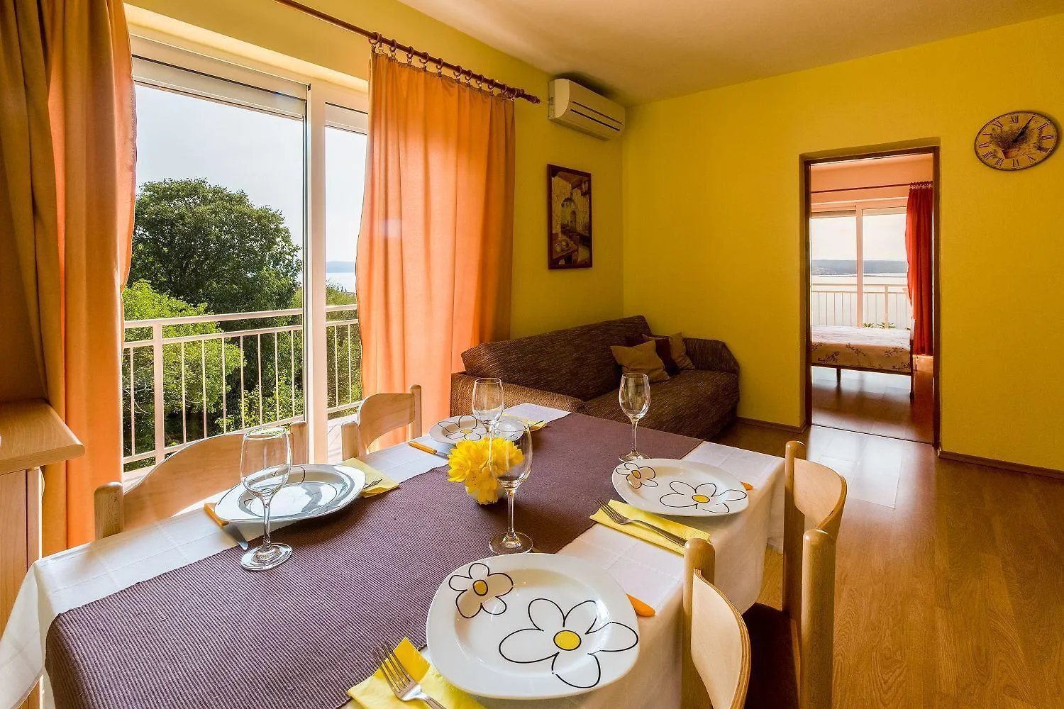Komfortables Apartment Mit Meerblick, Bbq-Bereich, Garten, Privatparkplatz Dramalj