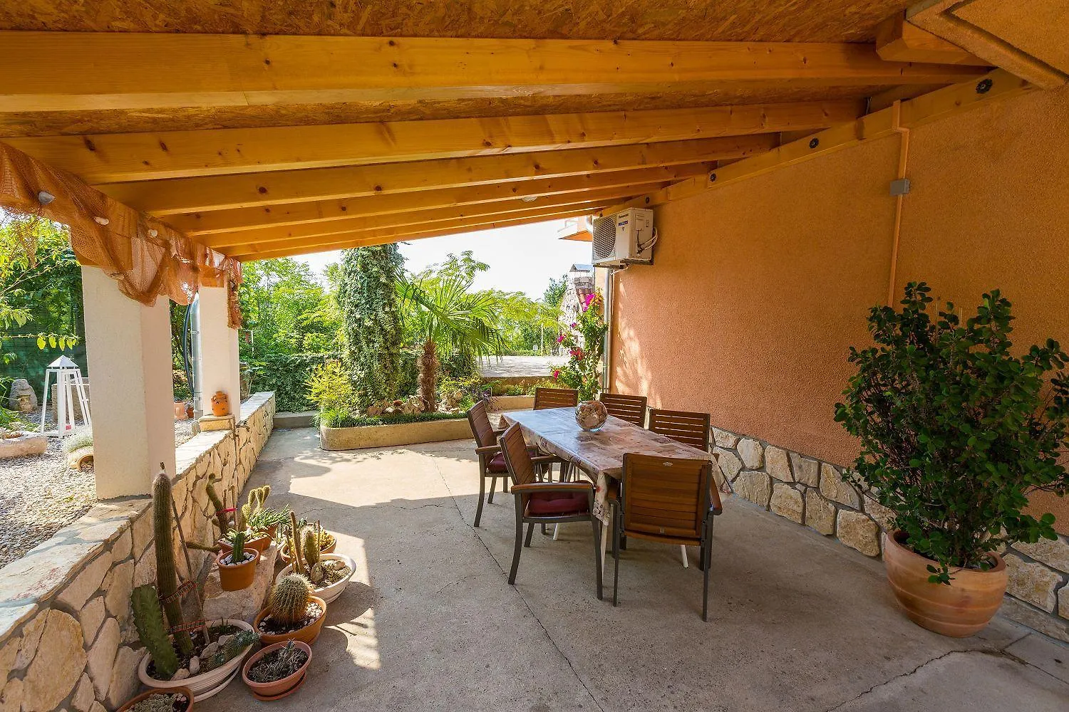 Komfortables Apartment Mit Meerblick, Bbq-Bereich, Garten, Privatparkplatz Dramalj
